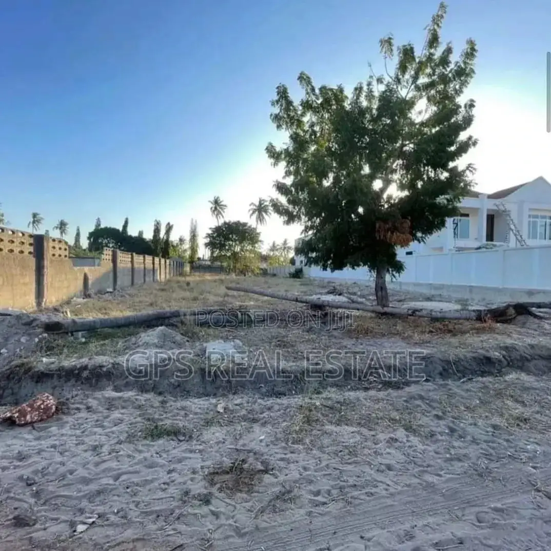 Plot for Sale at Ununio Beach in Kinondoni