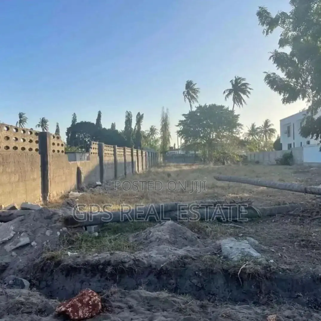 Plot for Sale at Ununio Beach in Kinondoni