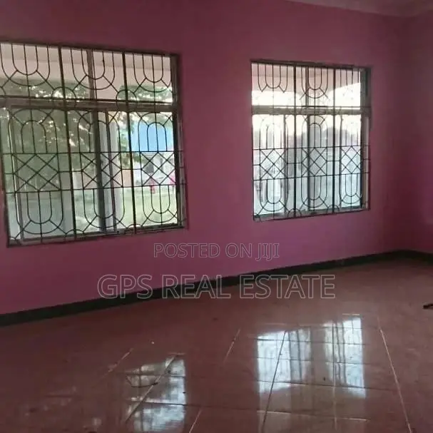4bdrm House in Kibugumo, Kigamboni for Sale in Kigamboni