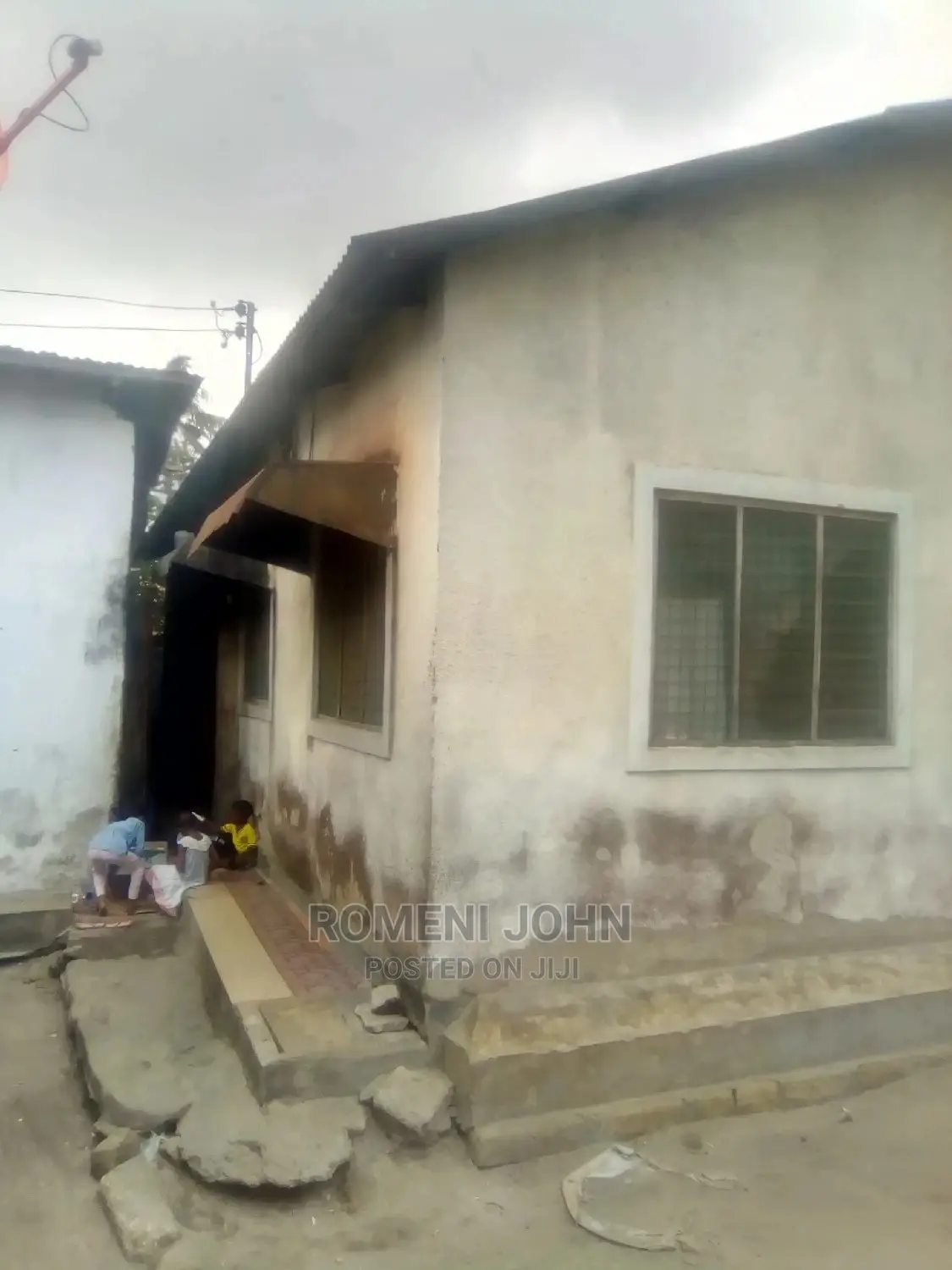 Furnished 6bdrm Townhouse/Terrace in Tanzania Daressalaam for Sale in Ukonga