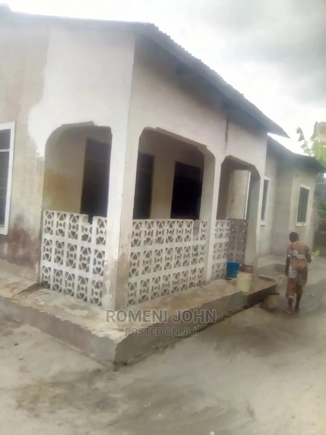 Furnished 6bdrm Townhouse/Terrace in Tanzania Daressalaam for Sale in Ukonga