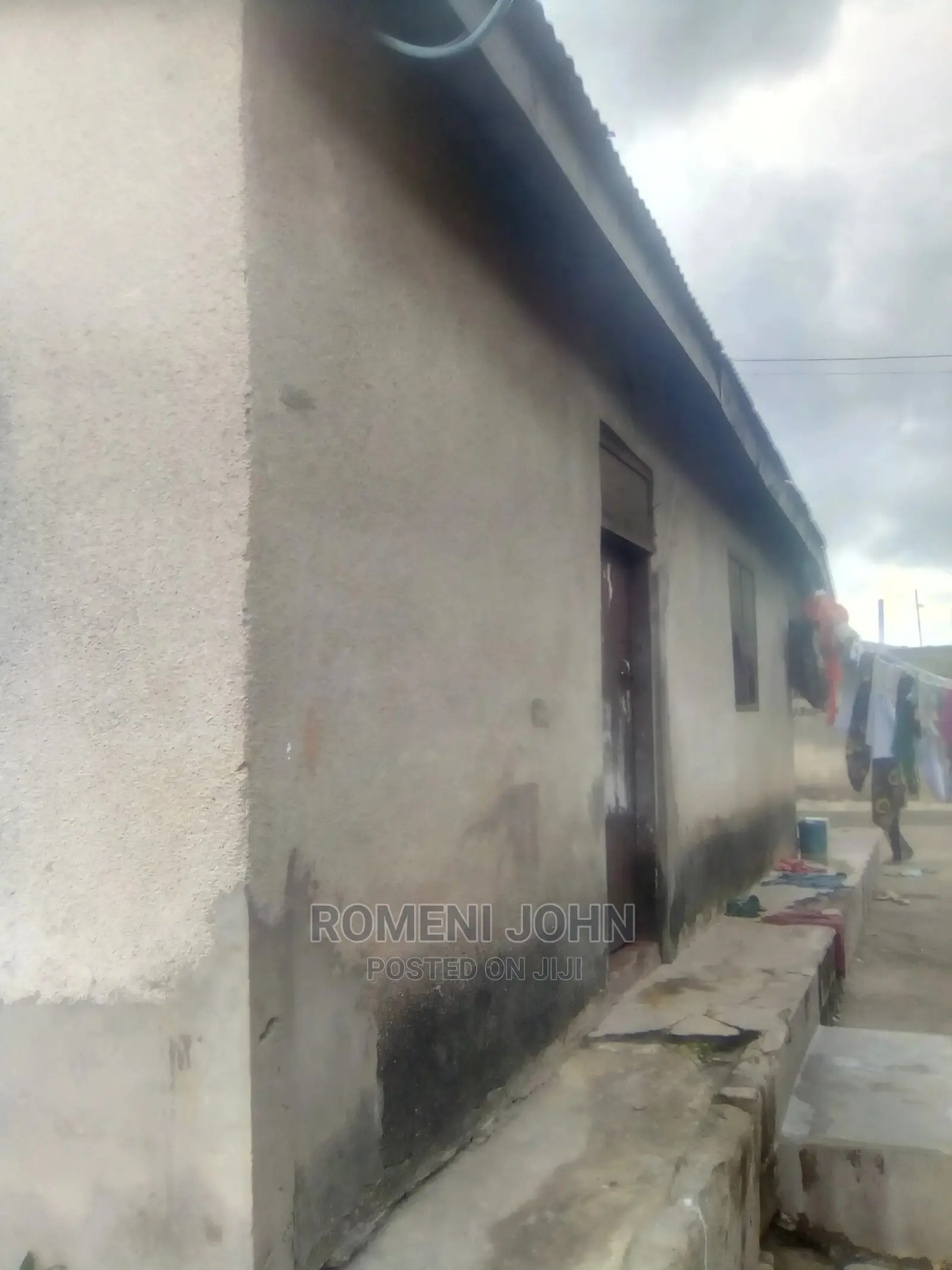 6bdrm Townhouse/Terrace in Tanzania Daressalaam for Sale in Ukonga