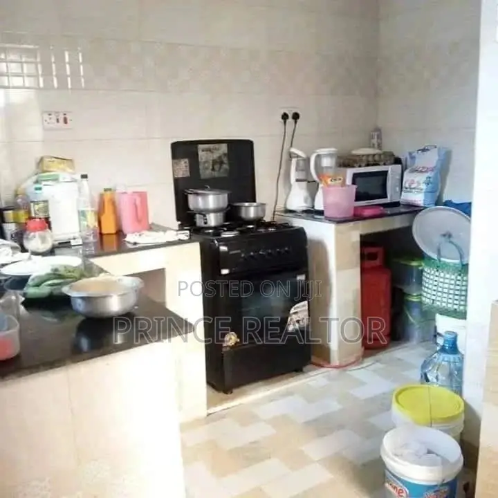 3bdrm House in Kinyerez, Kinondoni for Sale in Kinondoni
