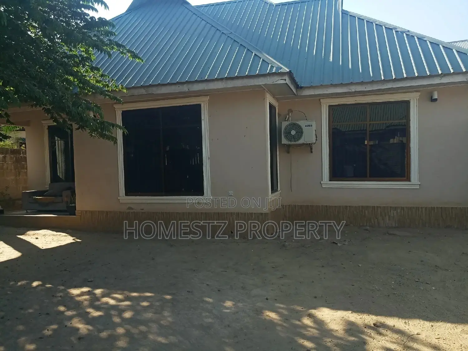 3bdrm House in Kinyerez, Kinondoni for Sale in Kinondoni
