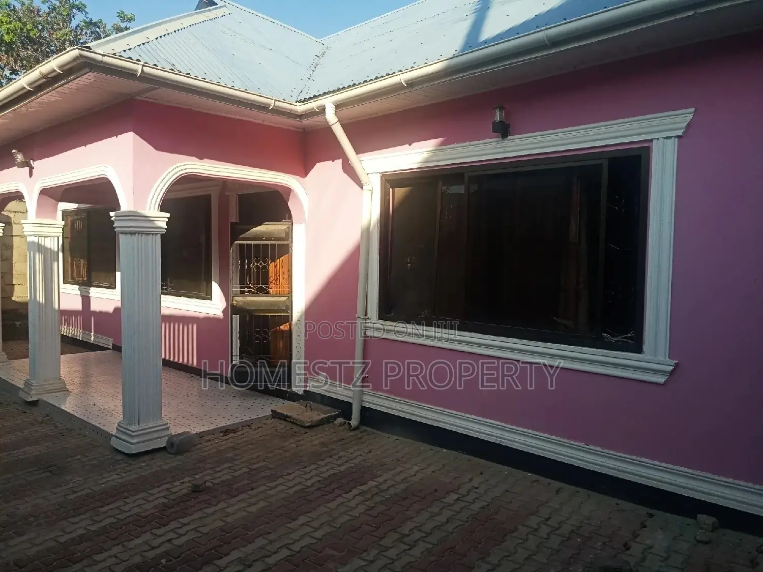 3bdrm House in Kinyerez, Kinondoni for Sale in Kinondoni