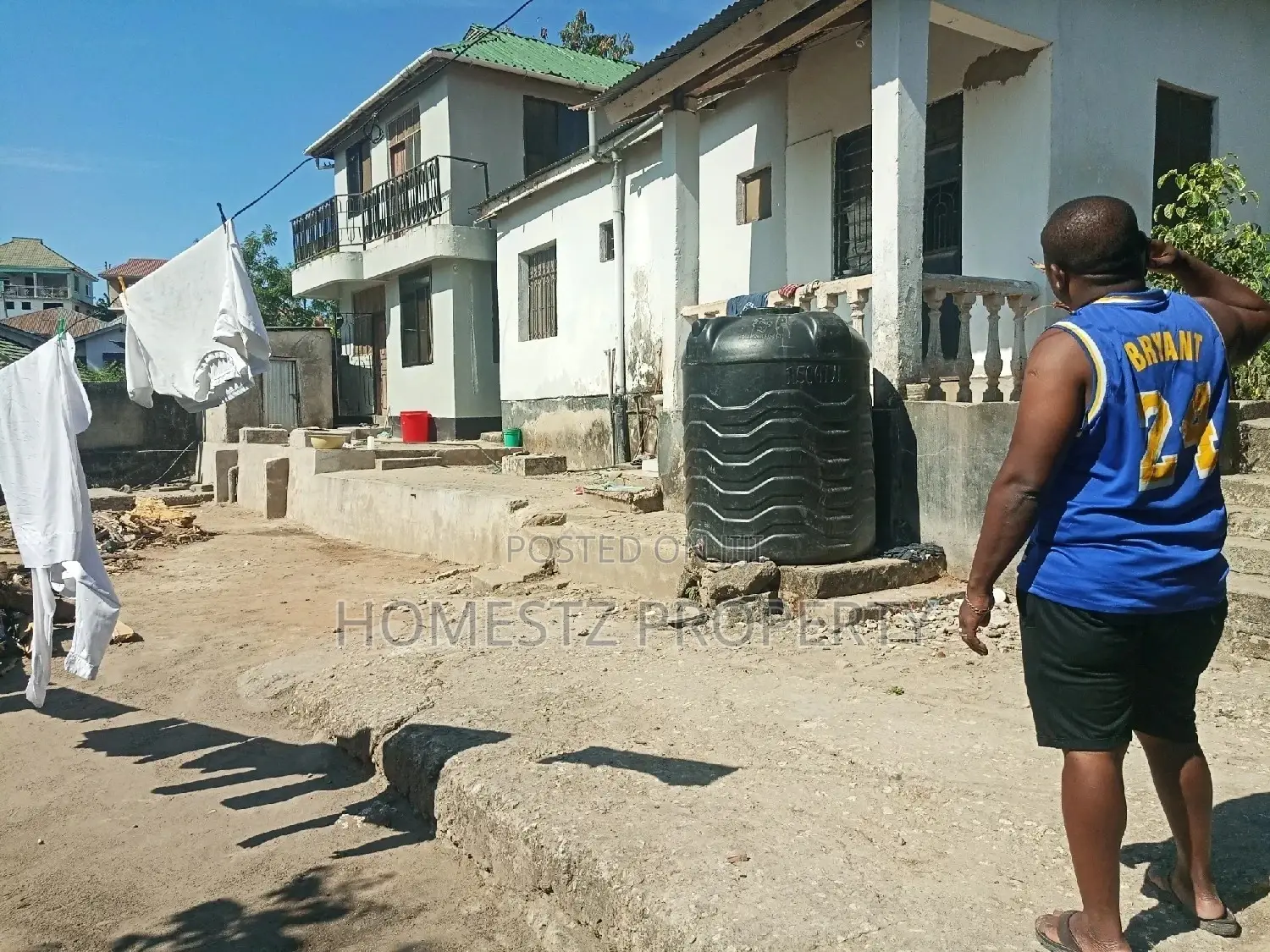 10bdrm House in Kimara, Kinondoni for Sale in Kinondoni