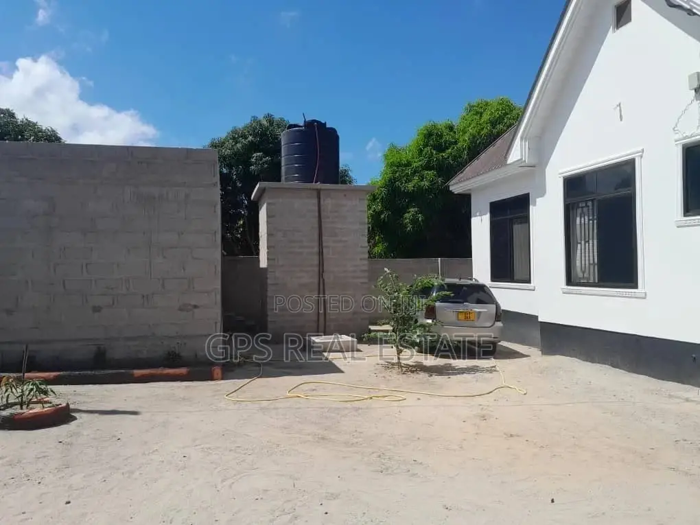 3bdrm House in Muongozo, Kigamboni for Sale in Kigamboni