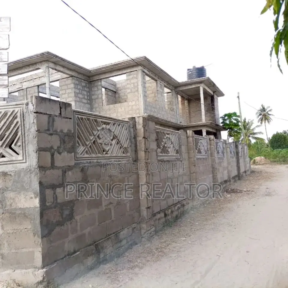 8bdrm House in Mbagala Mbande, Temeke for Sale in Temeke