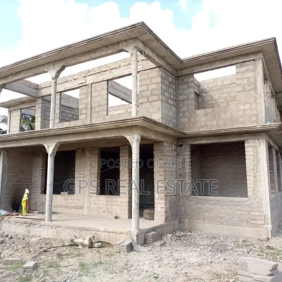 8bdrm House in Mbagala Mbande, Temeke for Sale in Temeke