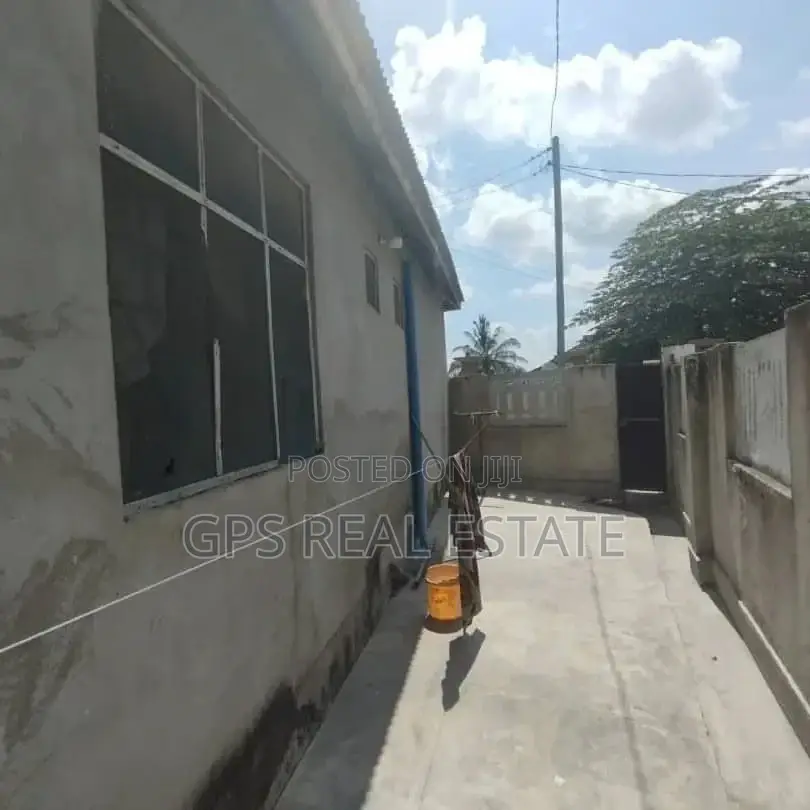 3bdrm House in Kimara Mwisho, Kinondoni for Sale in Kinondoni