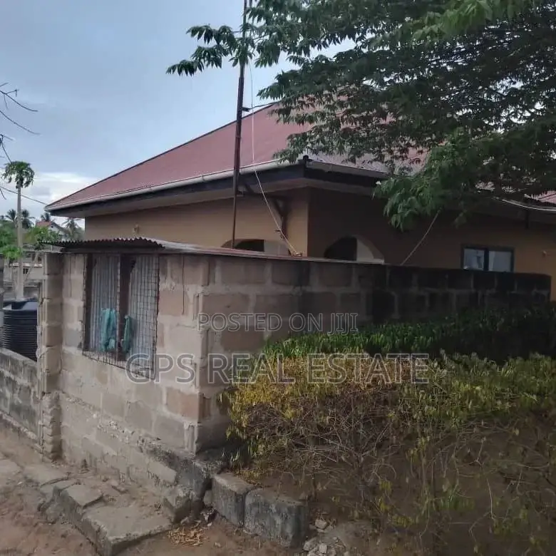 3bdrm House in Kibamba Kwa Mangi, Kinondoni for Sale in Kinondoni