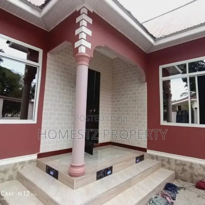 3bdrm House in Ukonga Kwa Mkoremba, Kinondoni for Sale in Kinondoni