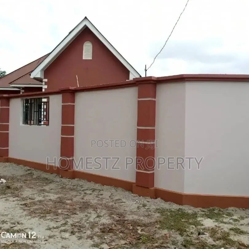 3bdrm House in Ukonga Kwa Mkoremba, Kinondoni for Sale in Kinondoni