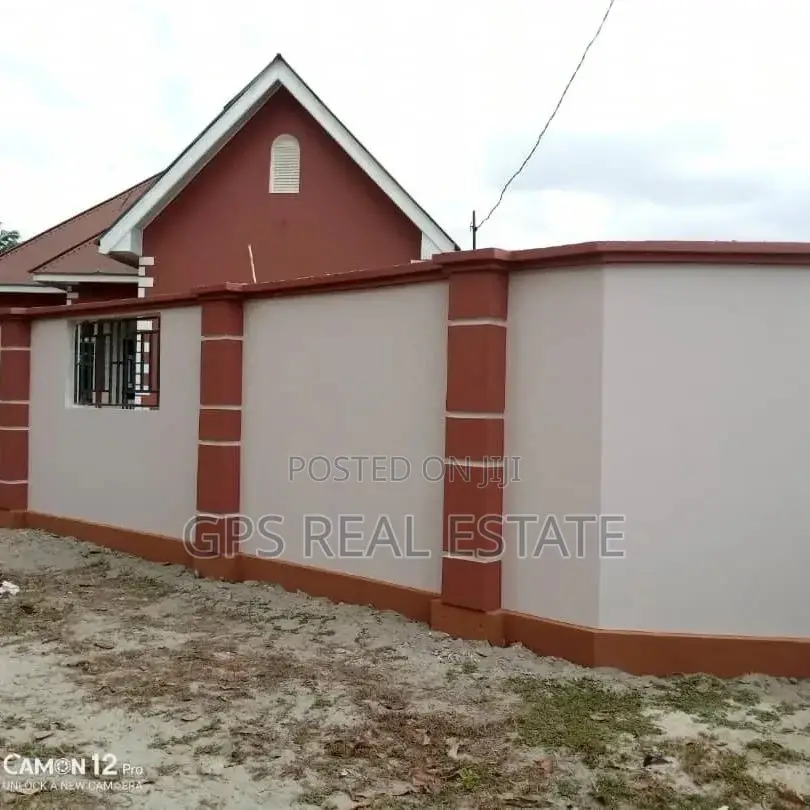 3bdrm House in Ukonga Kwa Mkoremba, Kinondoni for Sale in Kinondoni