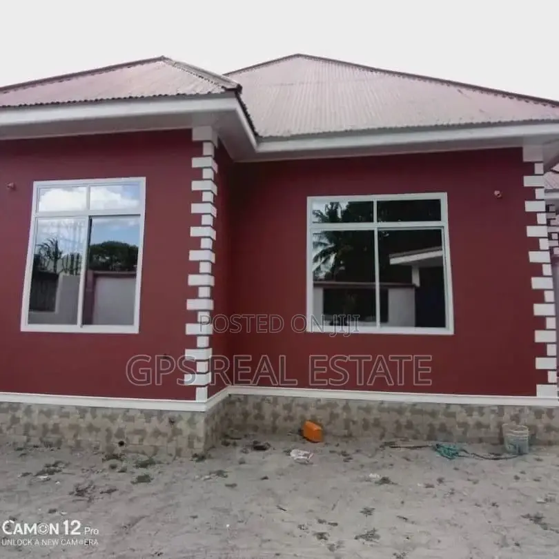 3bdrm House in Ukonga Kwa Mkoremba, Kinondoni for Sale in Kinondoni