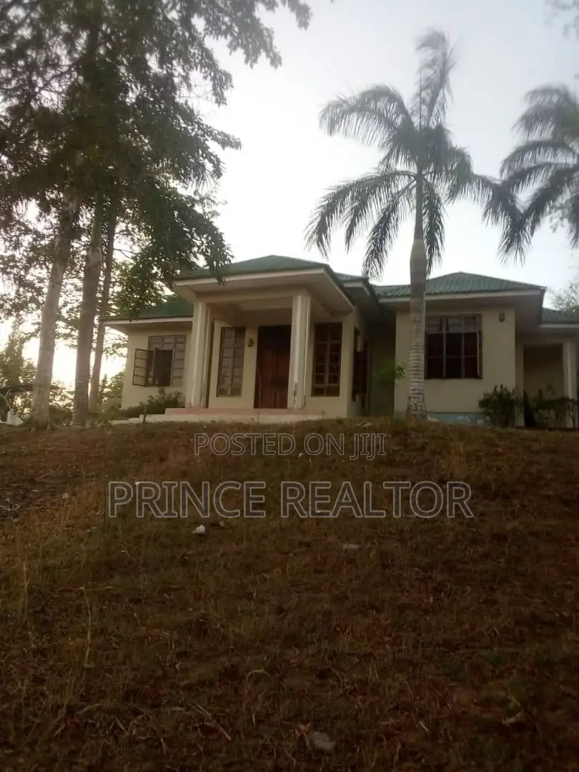 3bdrm House in Kiluvya for Sale in Kiluvya