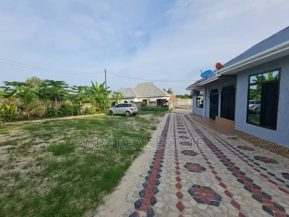 3bdrm House in Goba Kwa Ulomi, Kinondoni for Sale in Kinondoni