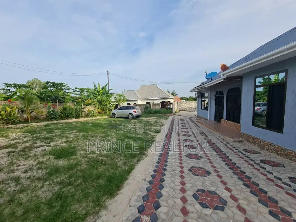 3bdrm House in Goba Kwa Ulomi, Kinondoni for Sale in Kinondoni