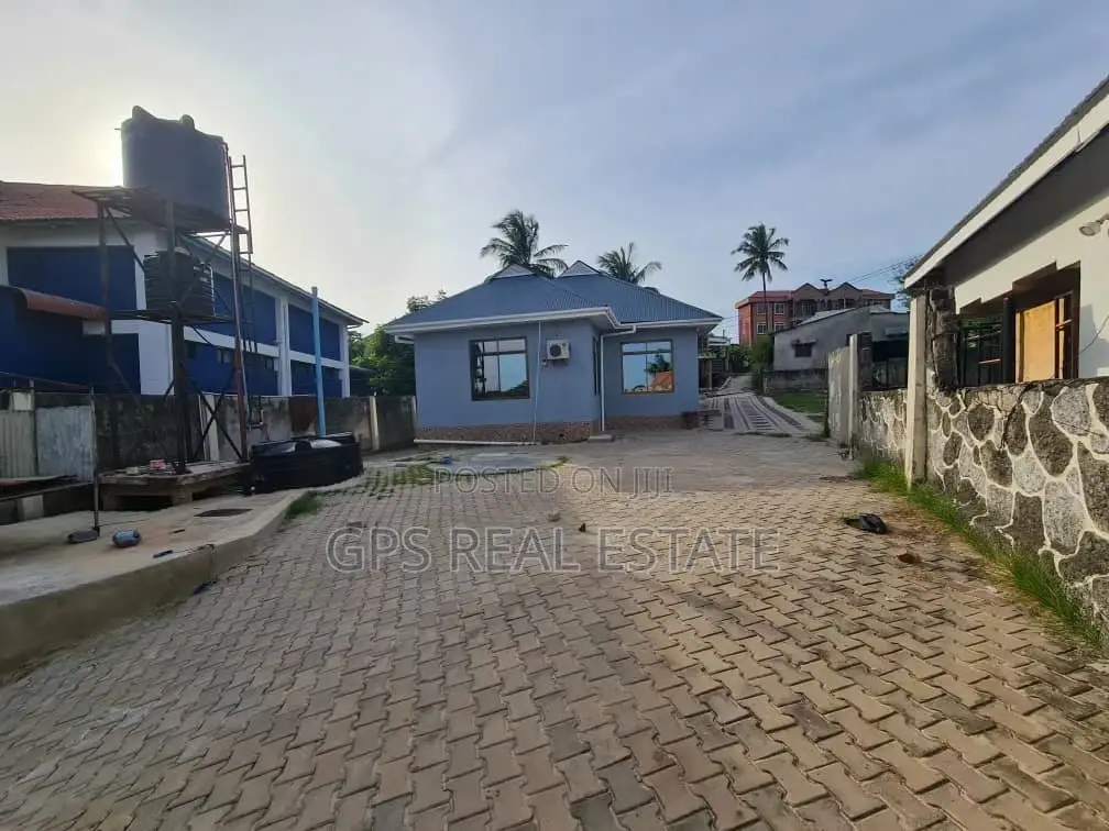 3bdrm House in Goba Kwa Ulomi, Kinondoni for Sale in Kinondoni
