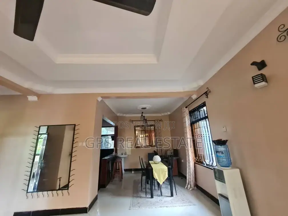 4bdrm House in Kwa Msuguri, Kinondoni for Sale in Kinondoni