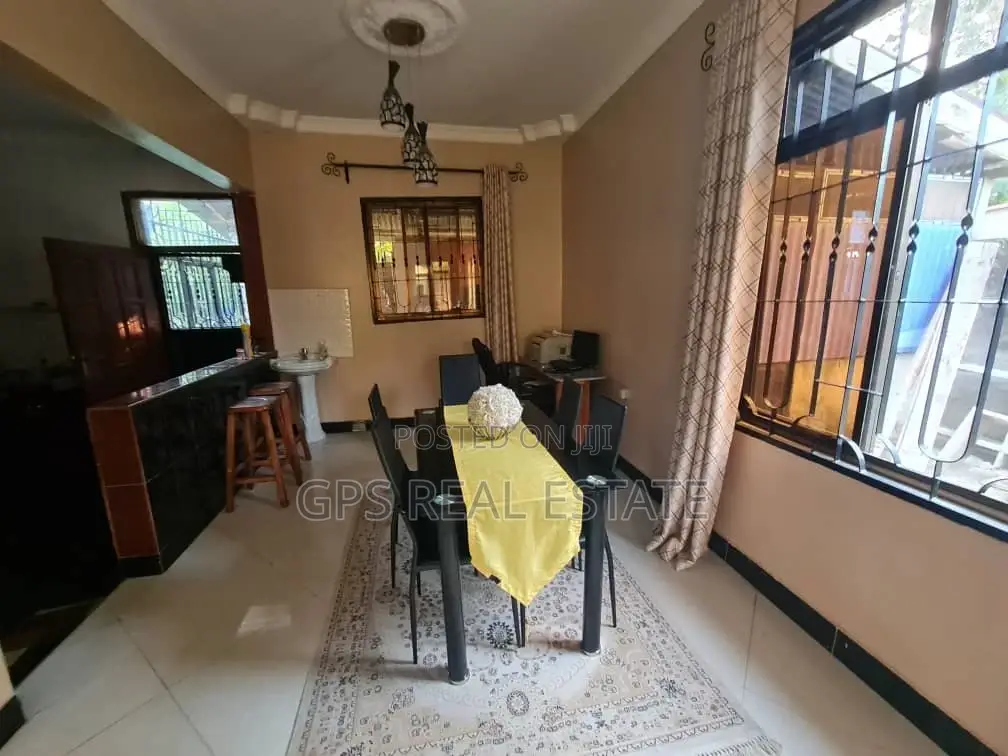 4bdrm House in Kwa Msuguri, Kinondoni for Sale in Kinondoni