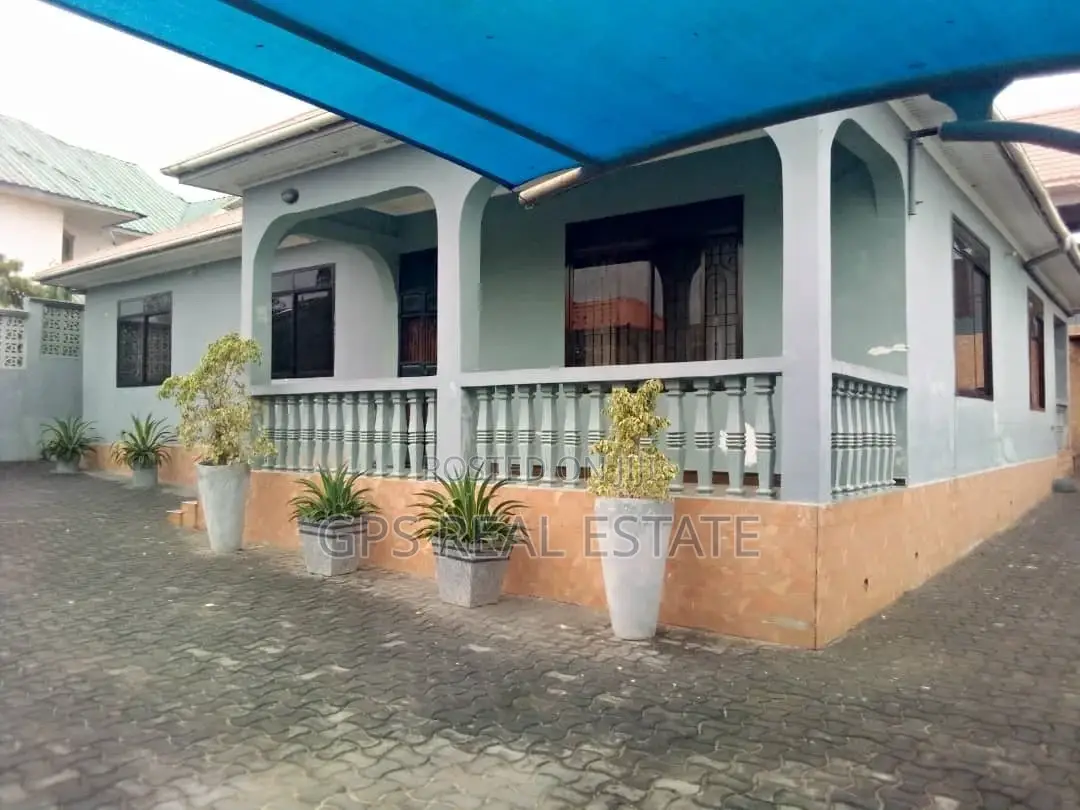 3bdrm House in Kwa Msuguri, Kinondoni for Sale in Kinondoni