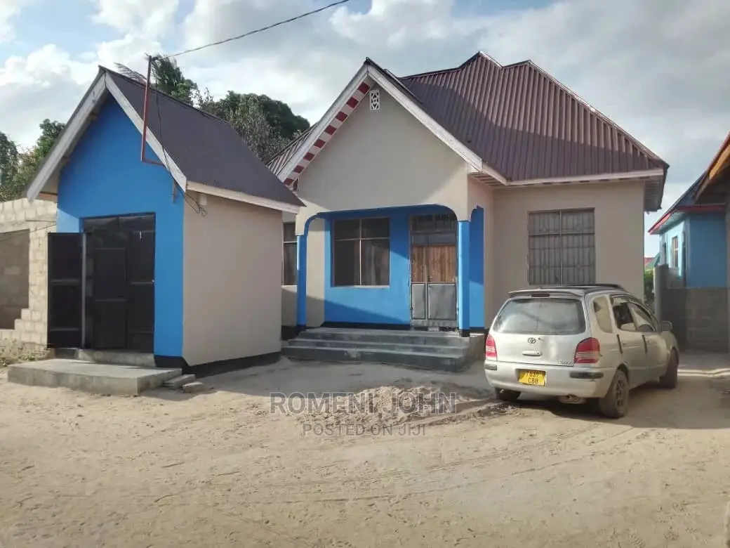 Furnished 4bdrm Townhouse/Terrace in Tanzania Daressalaam for Sale in Ukonga