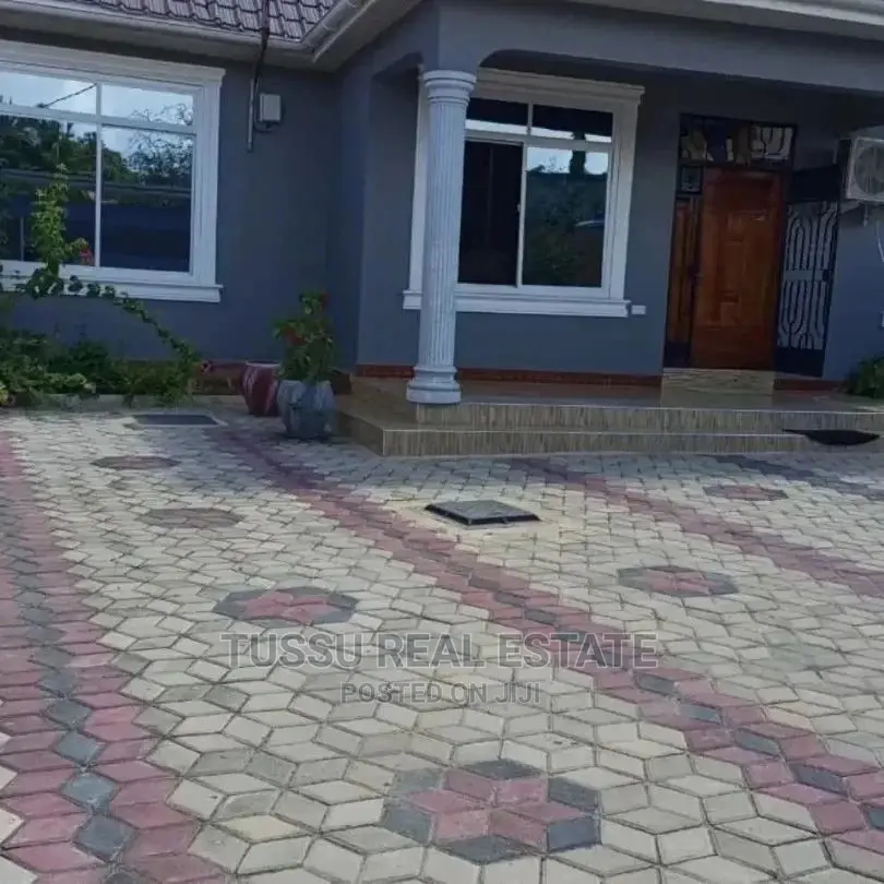 3bdrm House in Kinondoni for Sale in Kinondoni