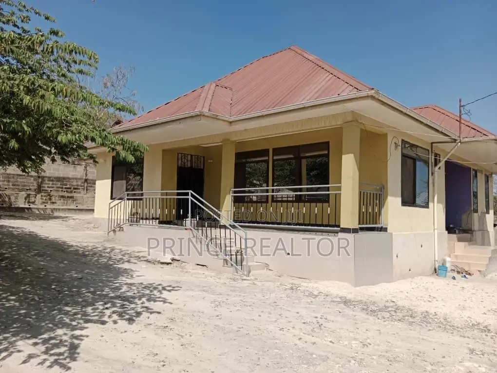4bdrm House in Mbezi Malamba Mawili, Kinondoni for Sale in Kinondoni