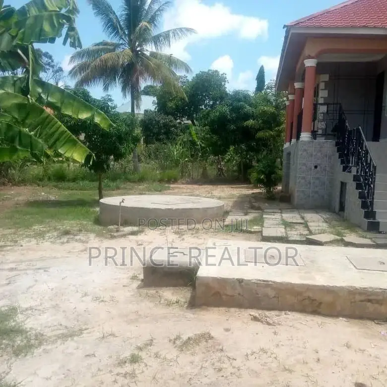 3bdrm House in Mbezi Louis, Kinondoni for Sale in Kinondoni