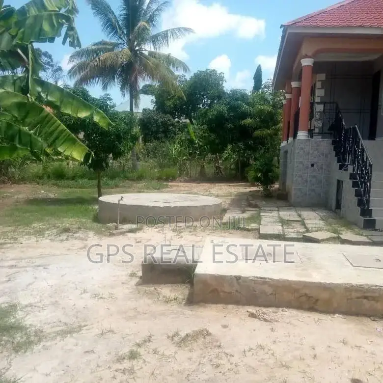 3bdrm House in Mbezi Louis, Kinondoni for Sale in Kinondoni