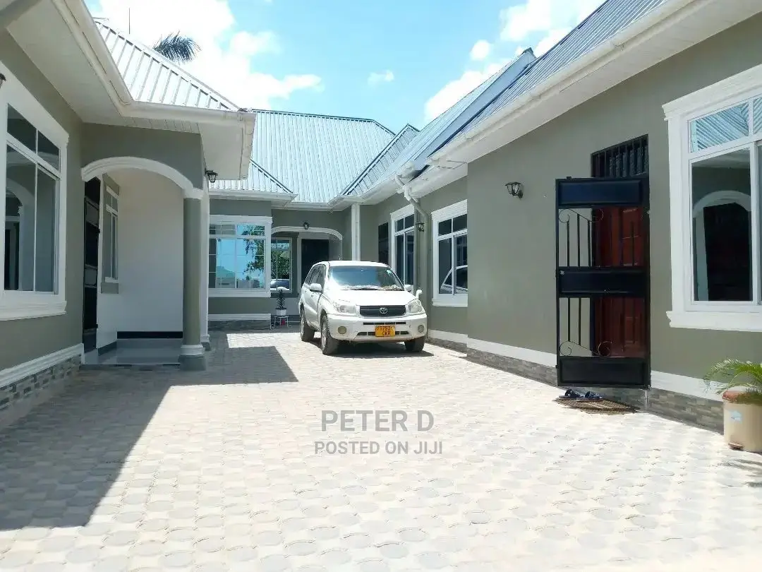 1bdrm Apartment in Kimara for rent in Kimara