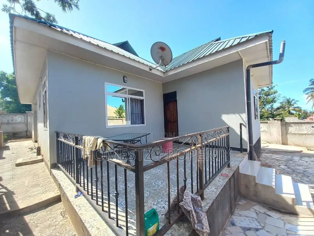 3bdrm House in Mbezi Msumi, Kinondoni for Sale in Kinondoni