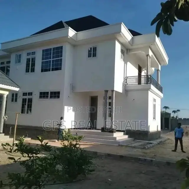 5bdrm House in Kibada Kigambon, Kigamboni for Sale in Kigamboni