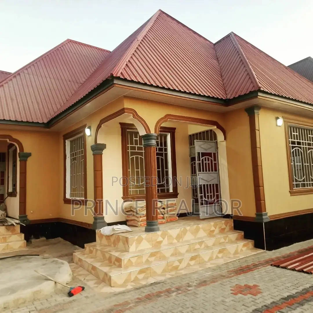 4bdrm House in Chamaz Mzambaraun, Temeke for Sale in Temeke