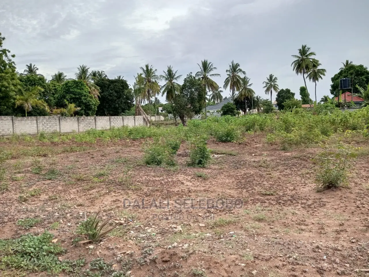 Plot at Kigamboni M90 in Kinondoni