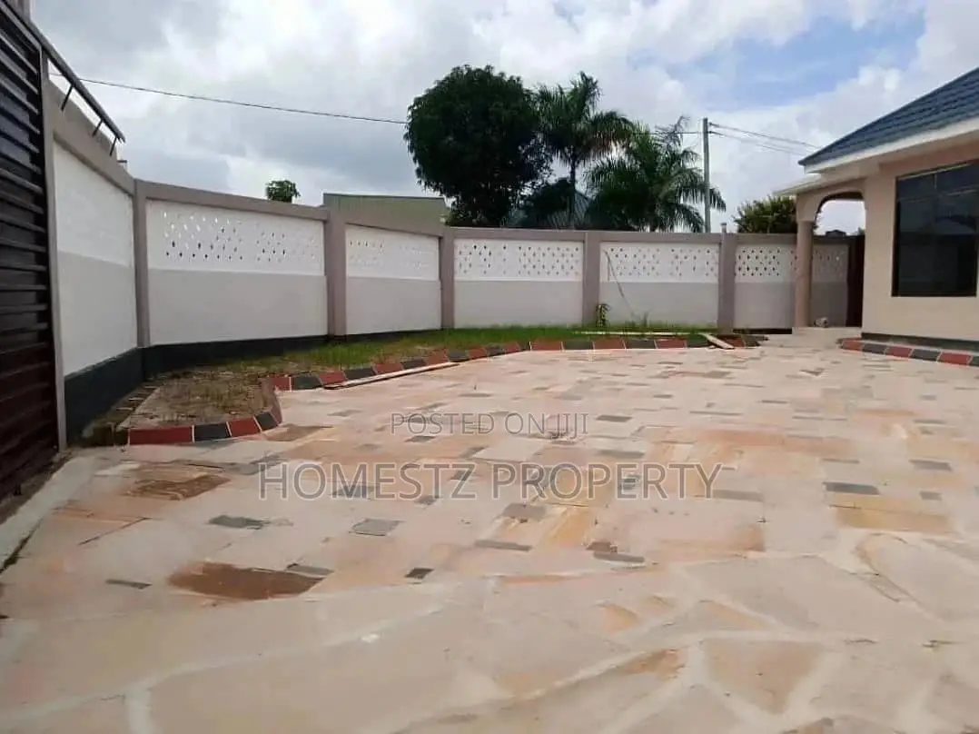 House For Sale in Kinondoni