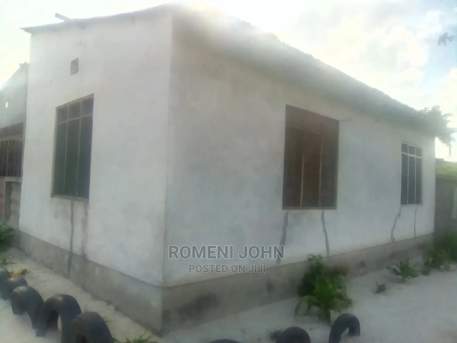 5bdrm House in Tanzania Daressalaam for Sale in Ukonga