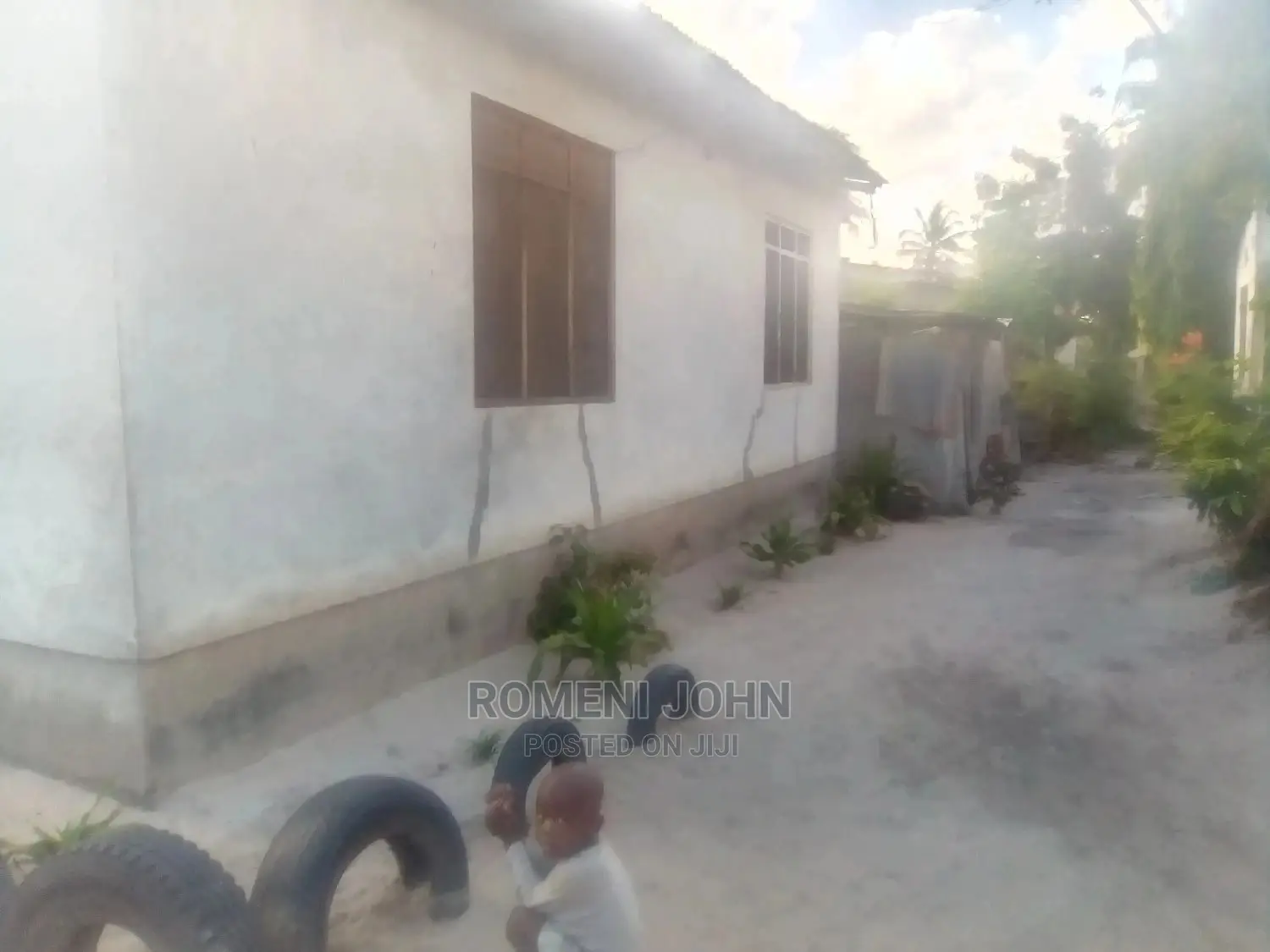 5bdrm House in Tanzania Daressalaam for Sale in Ukonga