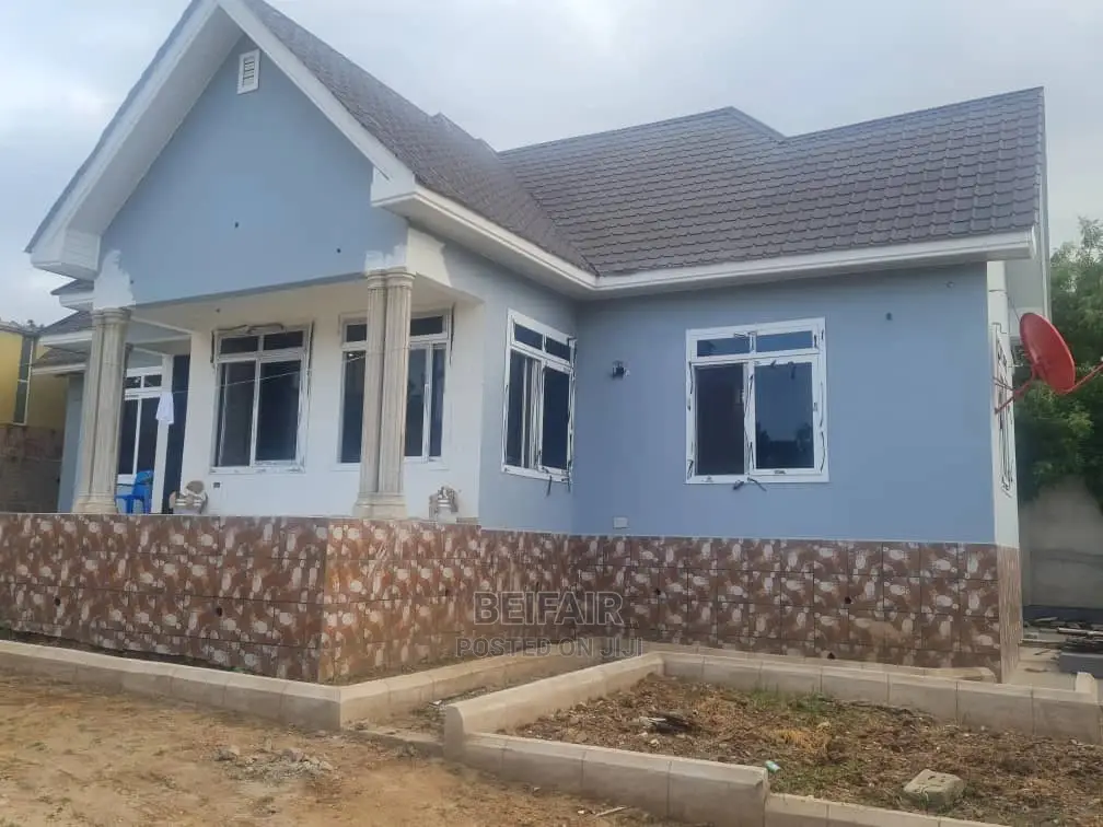 4bdrm House in Goba for Sale in Goba