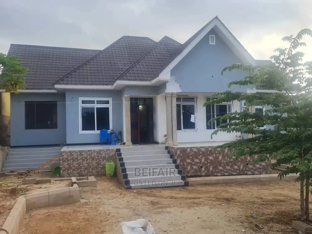 4bdrm House in Goba for Sale in Goba