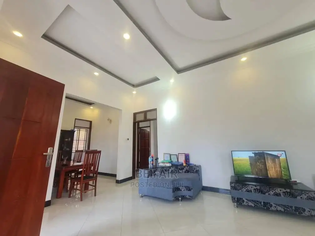 4bdrm House in Goba for Sale in Goba