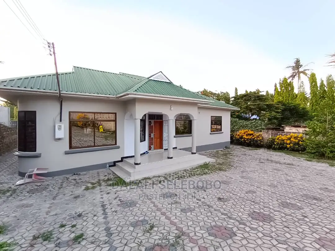 3bdrm Farm House in Kimara Stop Over, Kinondoni for Rent in Kinondoni