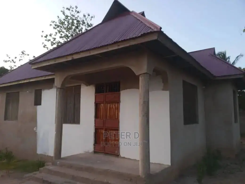 3bdrm House in Goba for Sale in Goba
