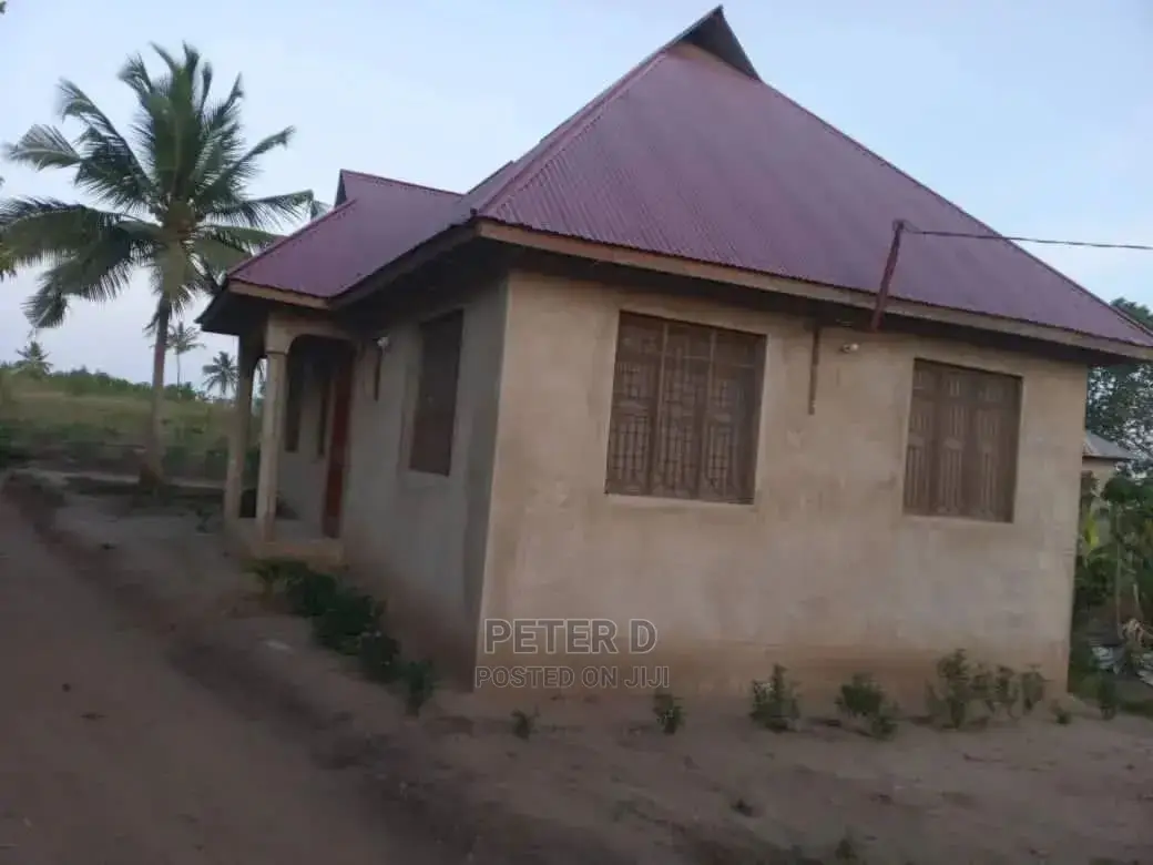 3bdrm House in Goba for Sale in Goba