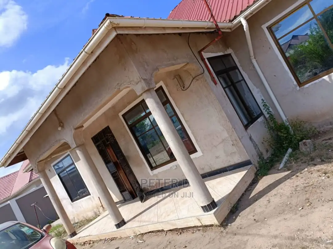3bdrm House in Mbezi for Sale in Mbezi