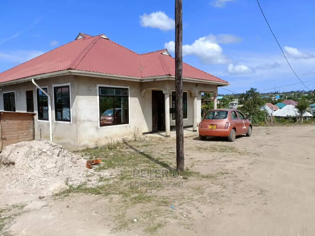 3bdrm House in Mbezi for Sale in Mbezi