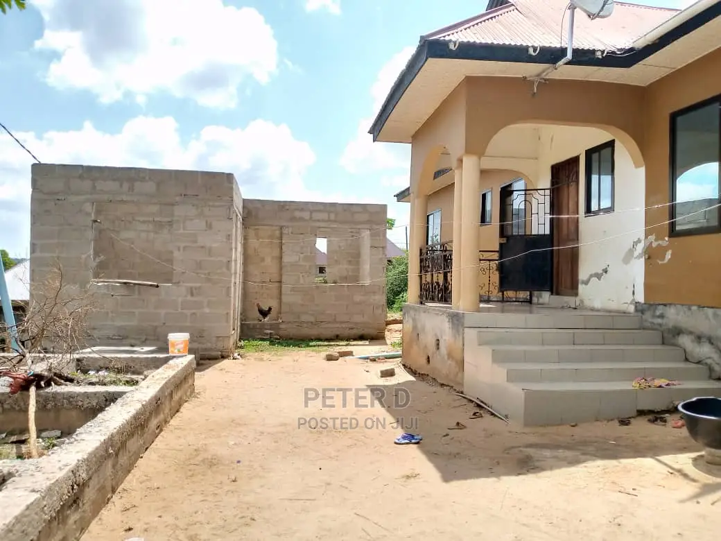 3bdrm House in Mbezi for sale in Mbezi