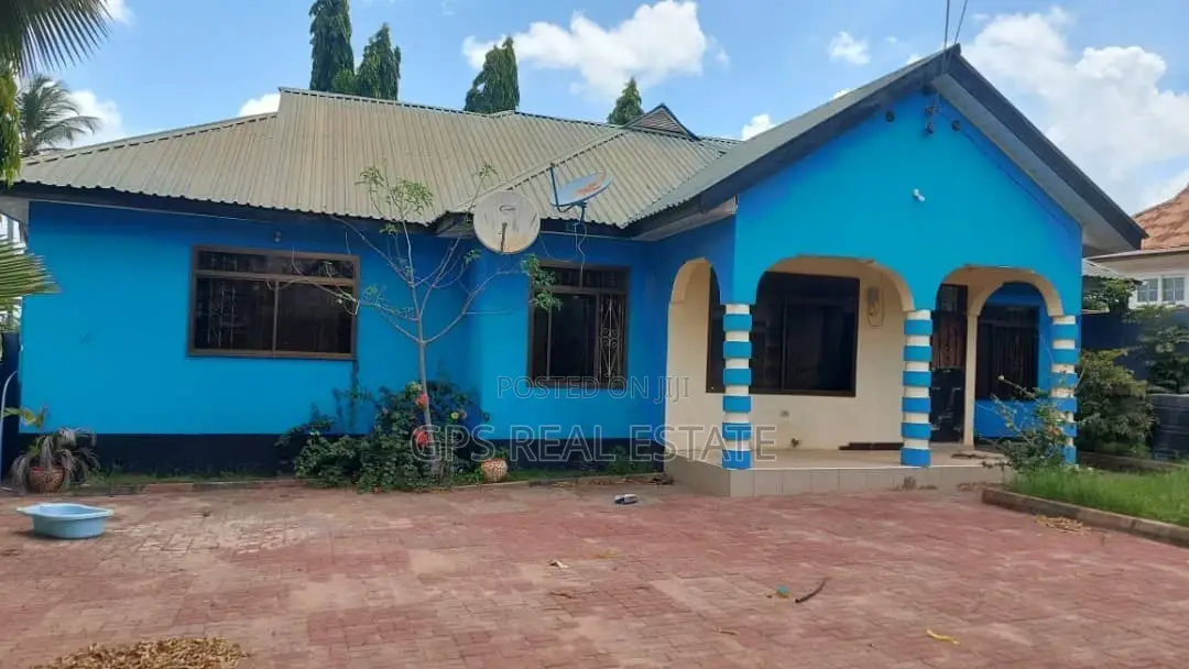 3bdrm House in Kinyerezi, Kinondoni for Sale in Kinondoni