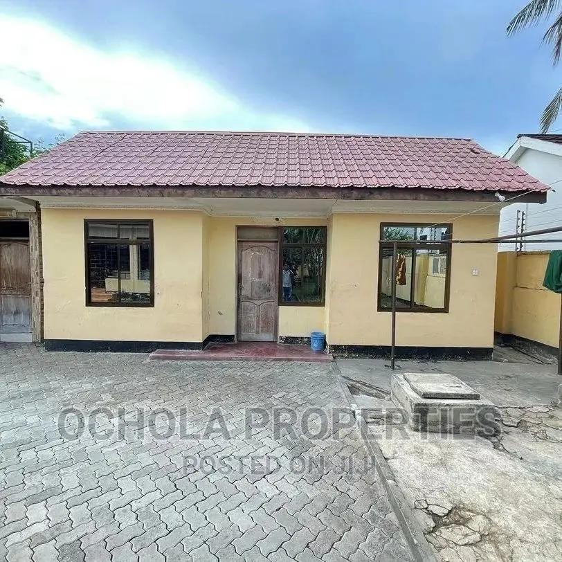 3bdrm House in Mbezi for Sale in Mbezi